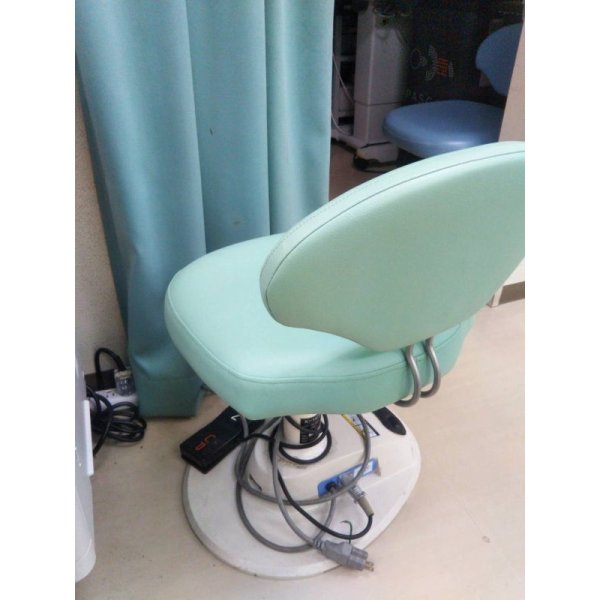 画像2: 眼科用　患者椅子　張替（L-2844)