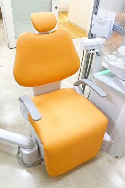 画像1: タカラ製　歯科ユニット ロールアップ有　制菌レザー使用（AB-05） (1)