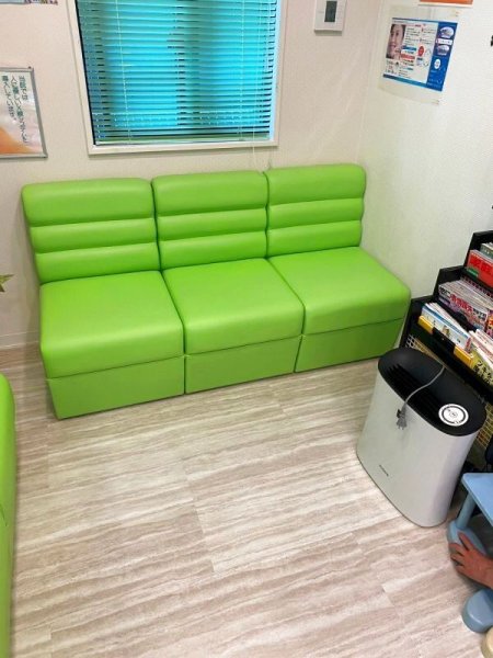 画像2: 待合椅子　１人掛BOXソファ　張替（L-8720） (2)